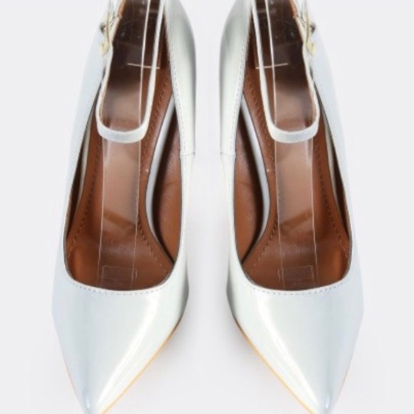 Point Toe Ankle Strap Pumps - light dusty blue - Picture 3 of 4